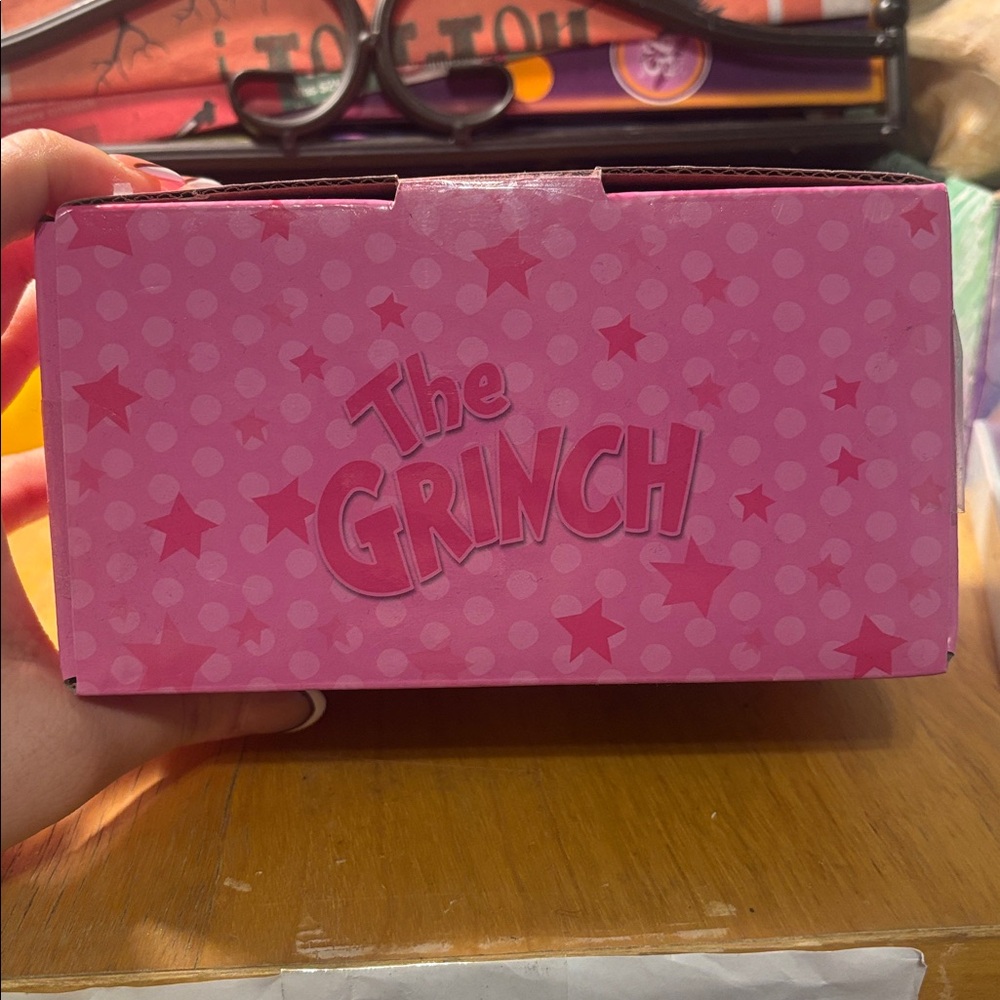 The Grinch Pink Mug and Sock Set - Picture 3 of 3